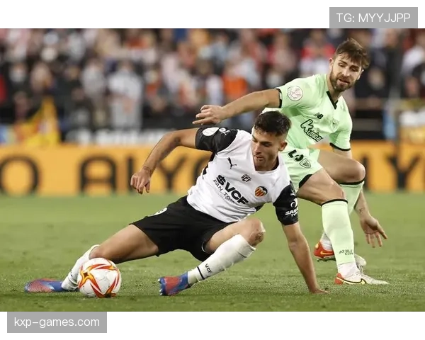 奥萨苏纳保级形势明朗，稳健发挥续写队史新篇章